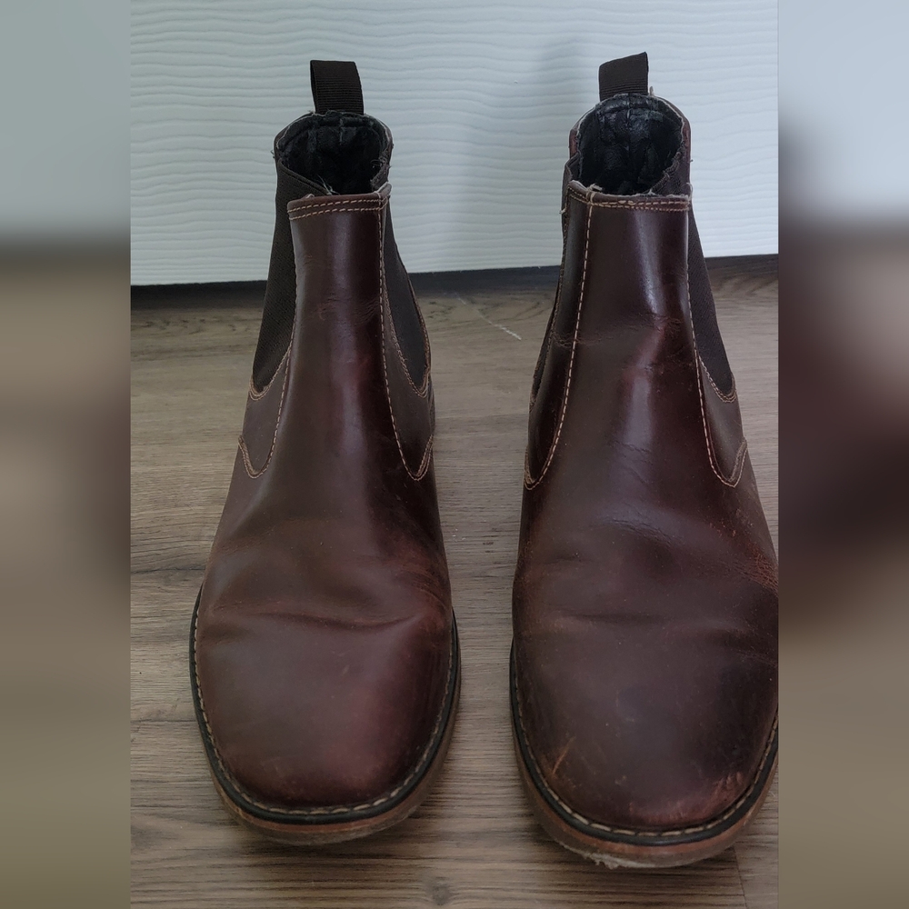 Izod Rich Brown Men's Chelsea Boots